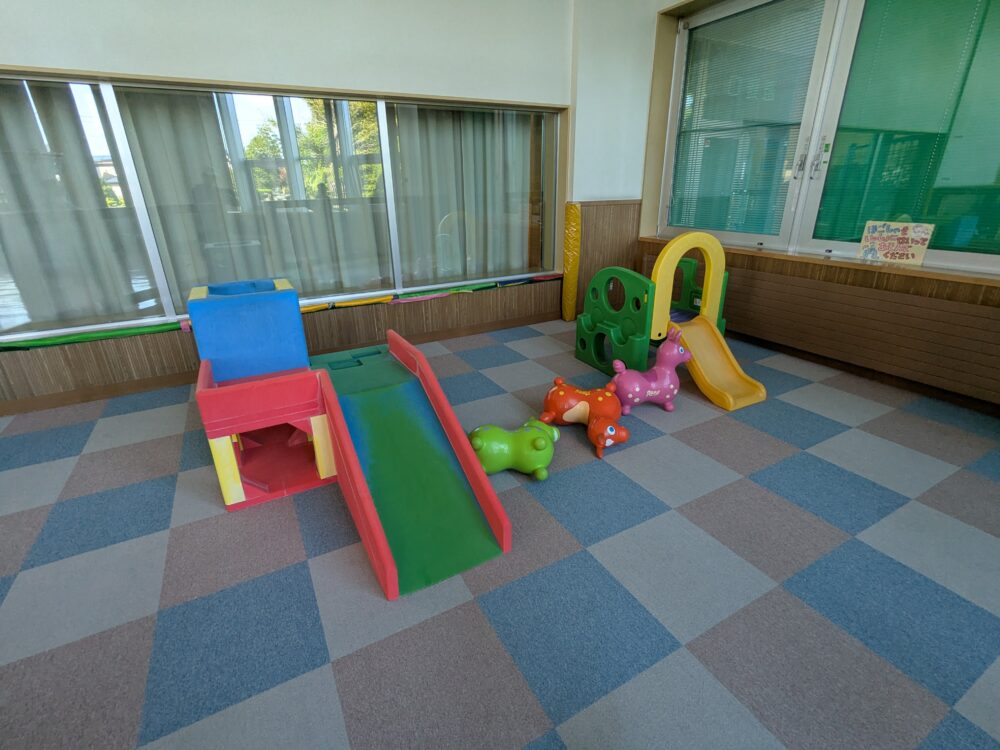 忠和公園体育館 エントランス