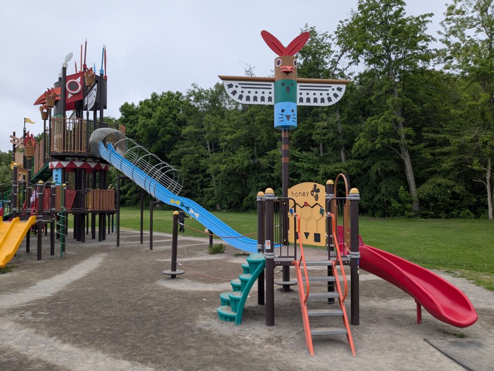 緑ヶ丘公園 トーテムジャングルの写真